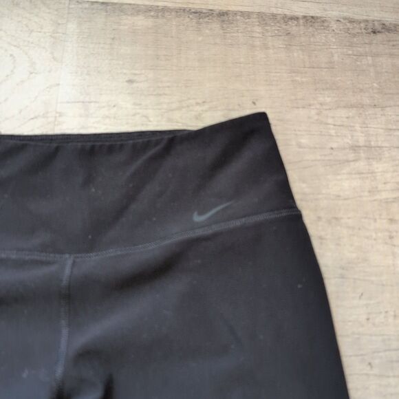 NIKE DRY-FIT LEGGINGS WOMEN'S S CAPRI HI RISE MEDIA POCKET BLACK GRAY ⭐️EUC⭐️ - Picture 6 of 6